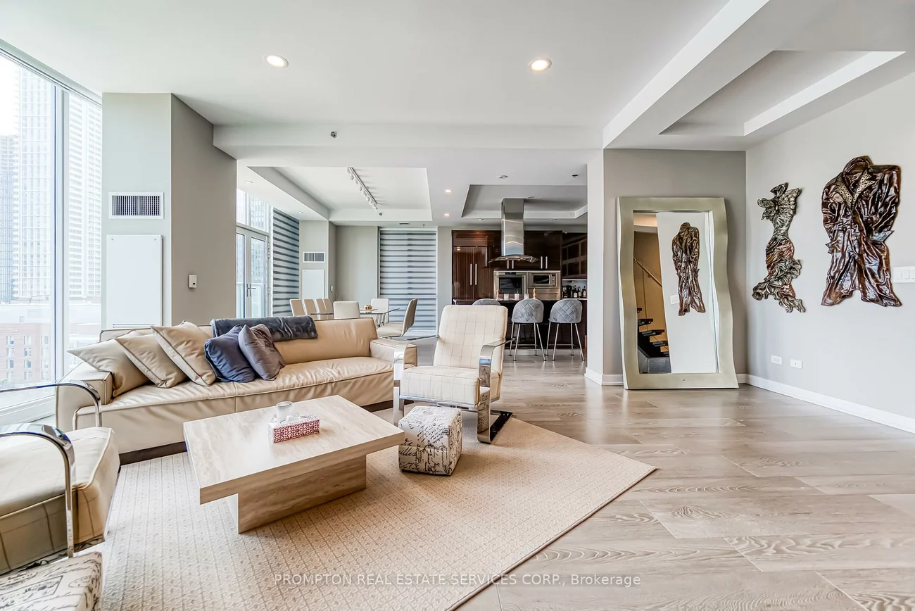 220, George, Moss Park, Toronto