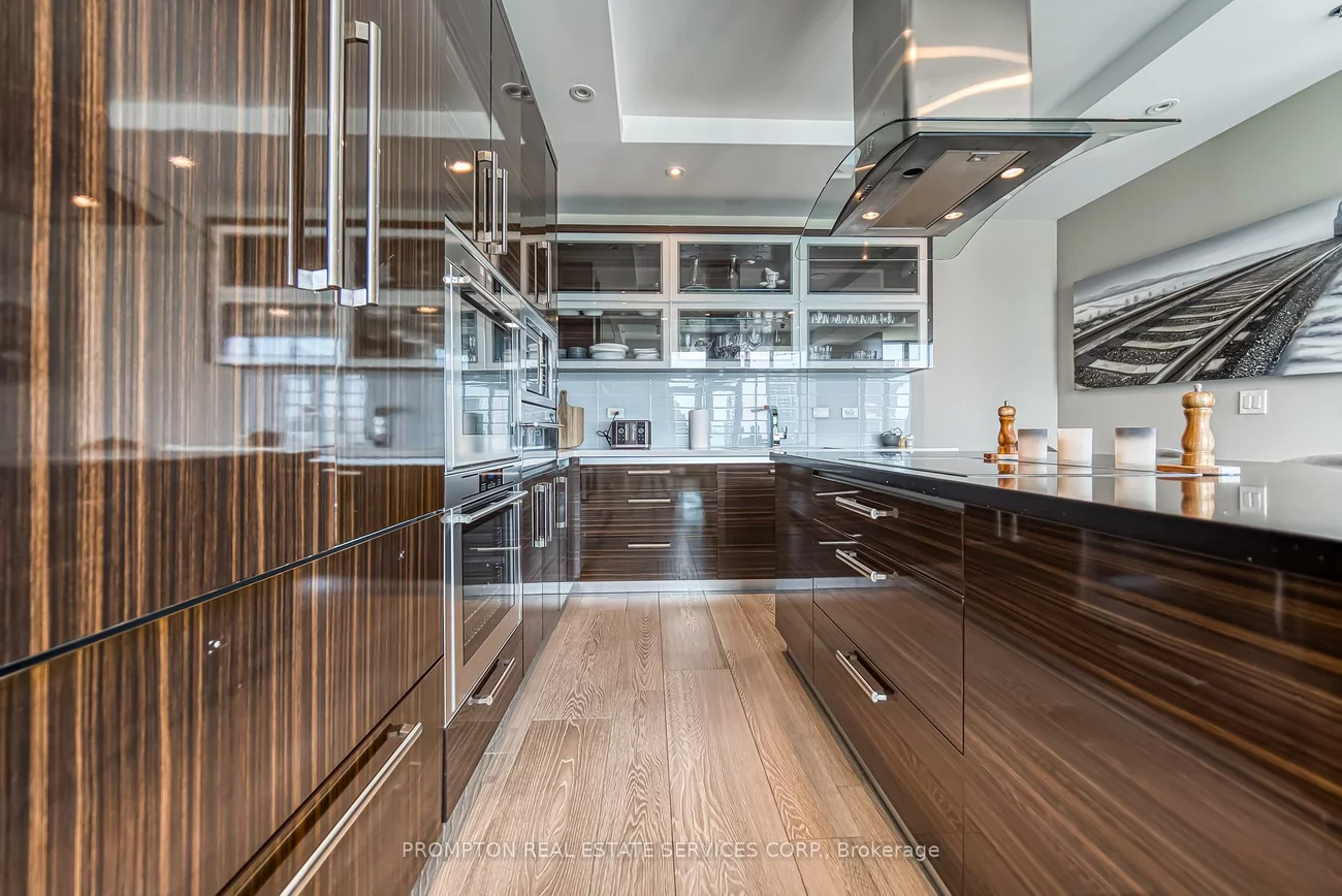 220, George, Moss Park, Toronto