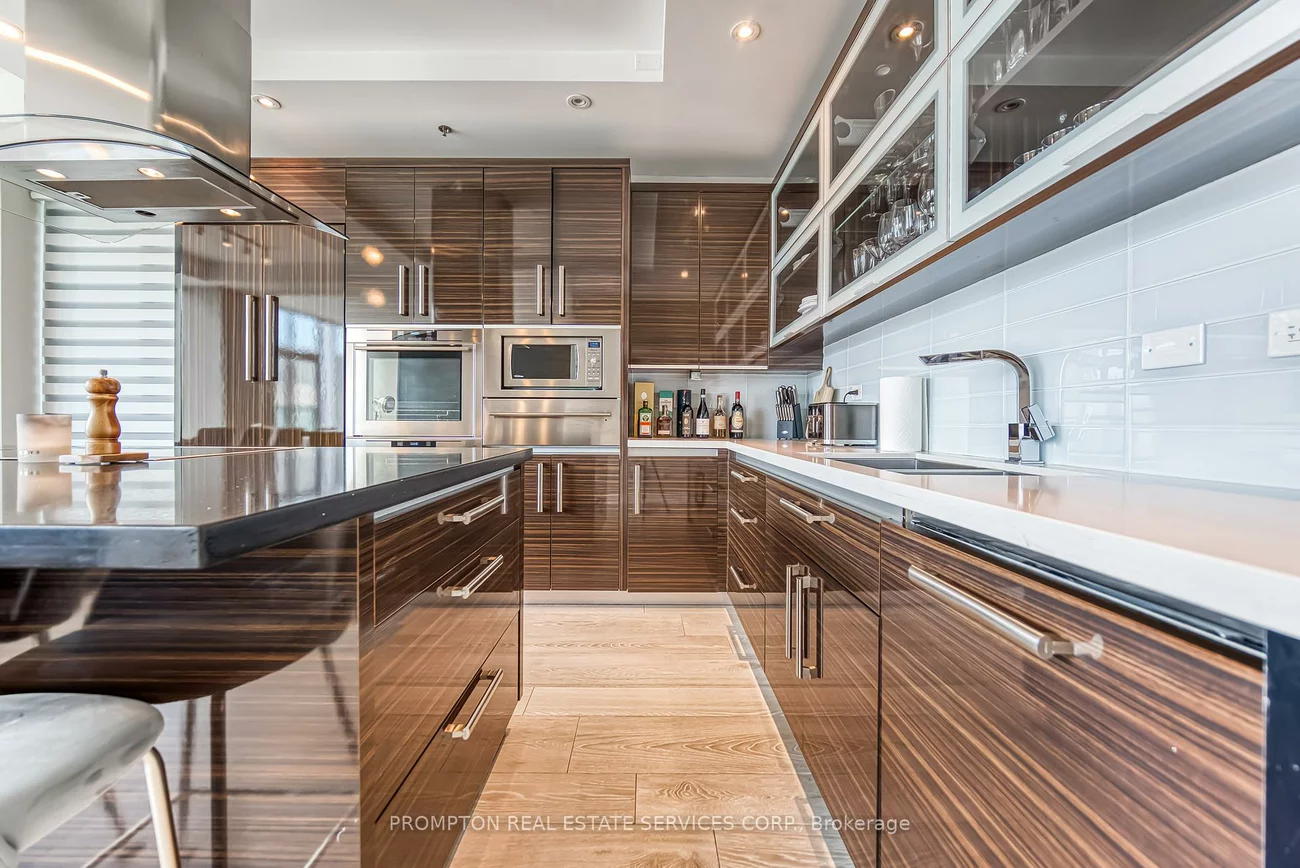 220, George, Moss Park, Toronto