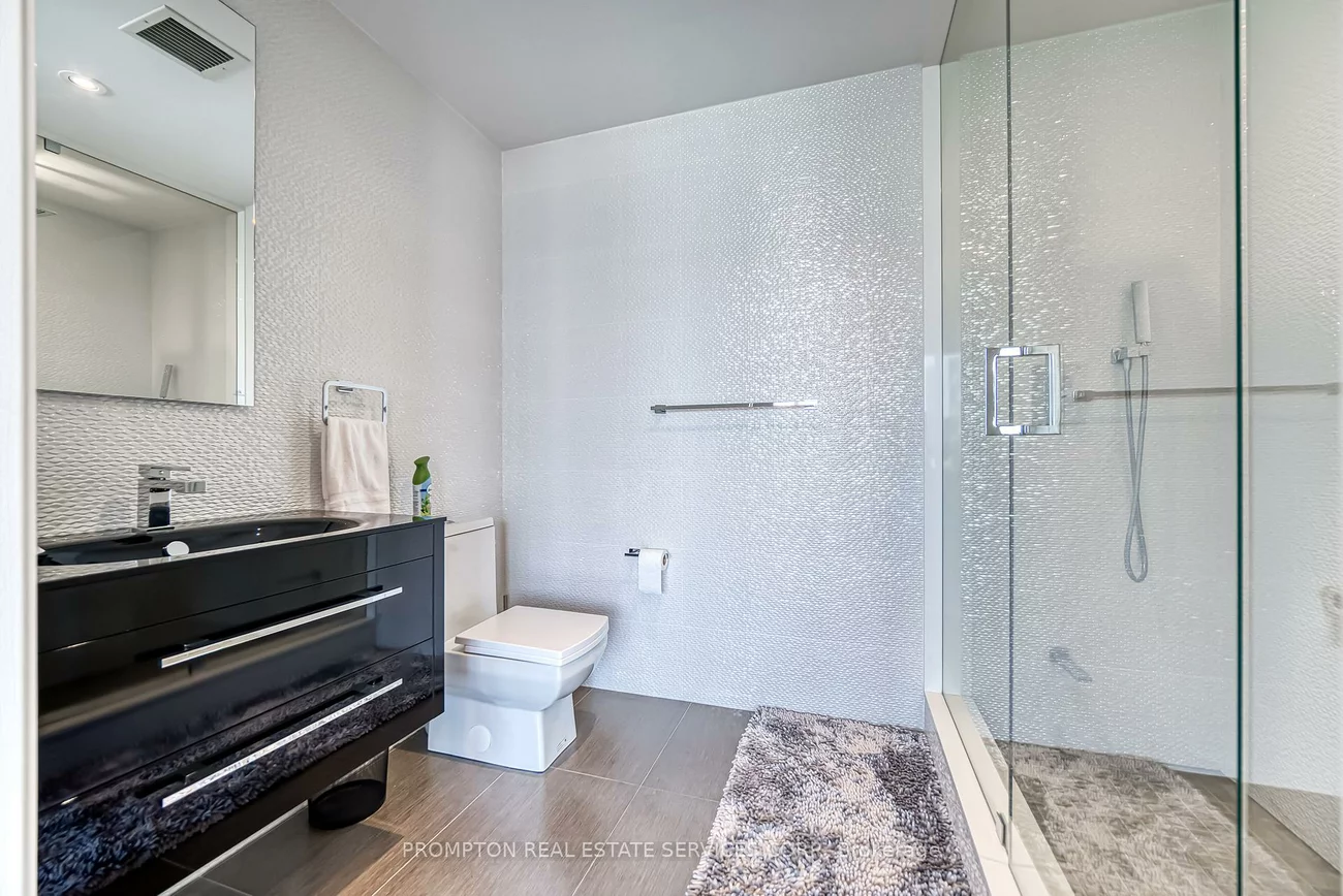 220, George, Moss Park, Toronto