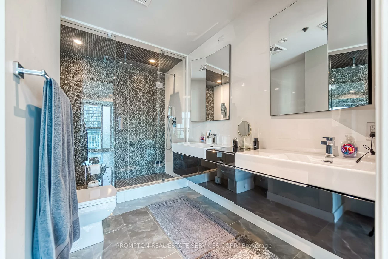 220, George, Moss Park, Toronto