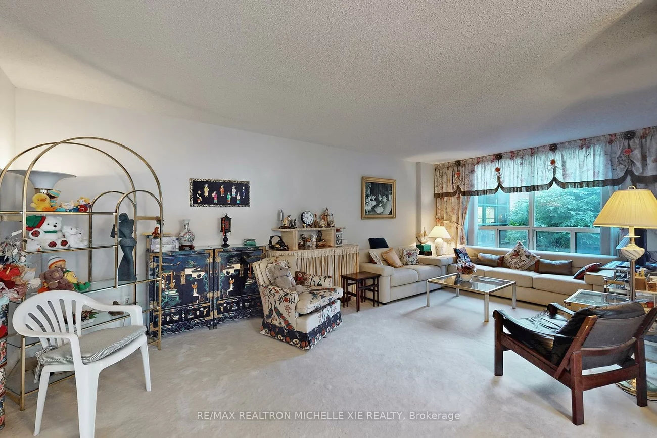 1200, Don Mills, Banbury-Don Mills, Toronto