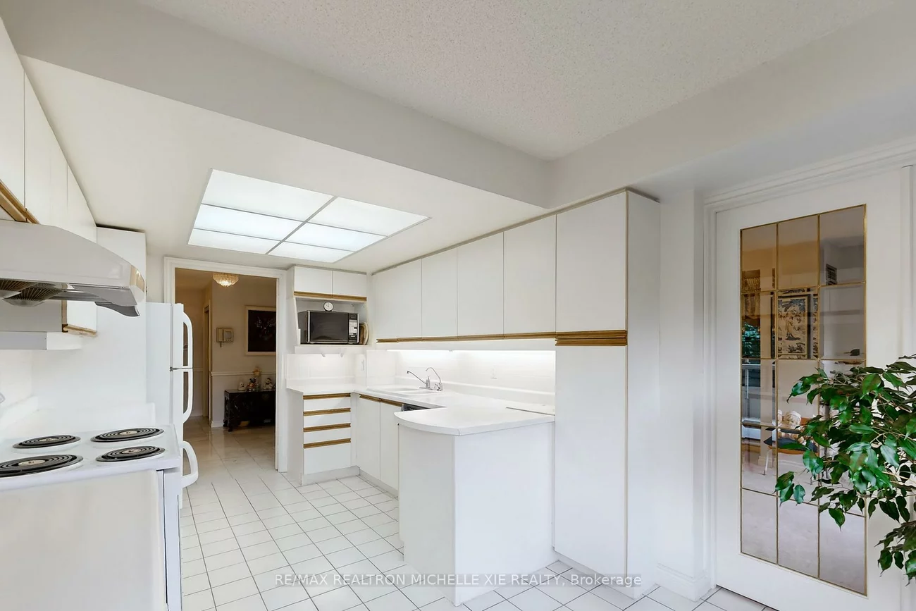 1200, Don Mills, Banbury-Don Mills, Toronto