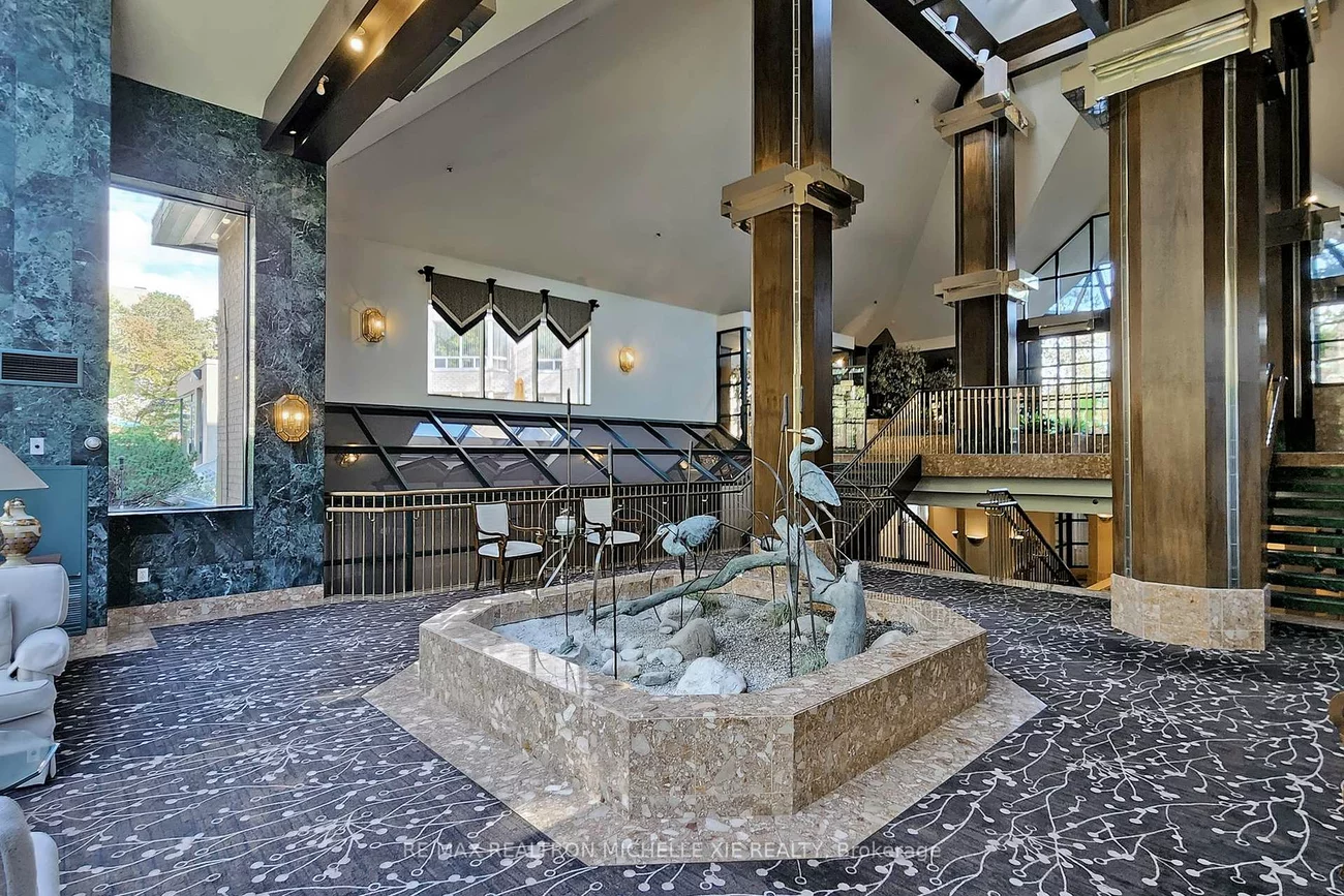 1200, Don Mills, Banbury-Don Mills, Toronto