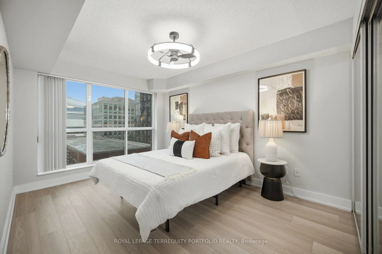 250, Wellington, Waterfront Communities C1, Toronto