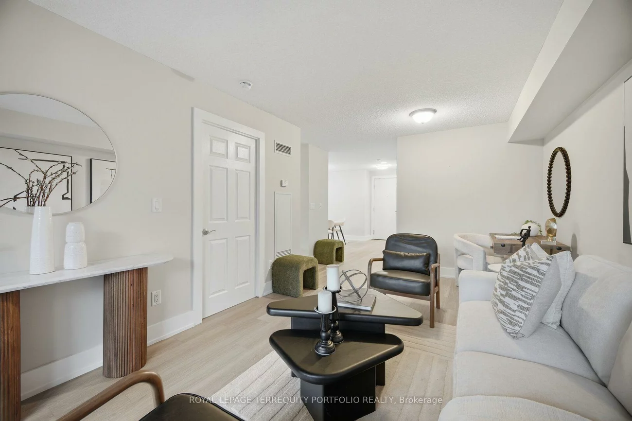 250, Wellington, Waterfront Communities C1, Toronto