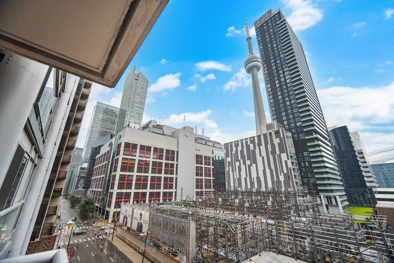 250, Wellington, Waterfront Communities C1, Toronto