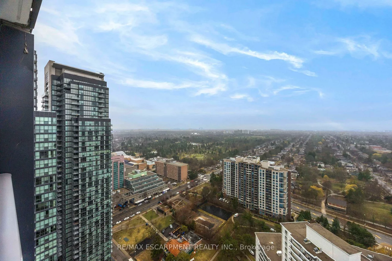 5180, Yonge, Willowdale West, Toronto