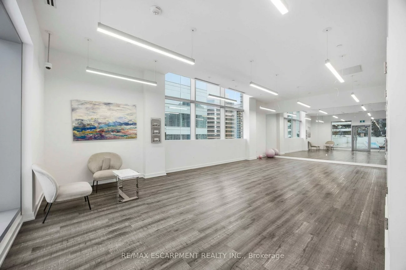 5180, Yonge, Willowdale West, Toronto