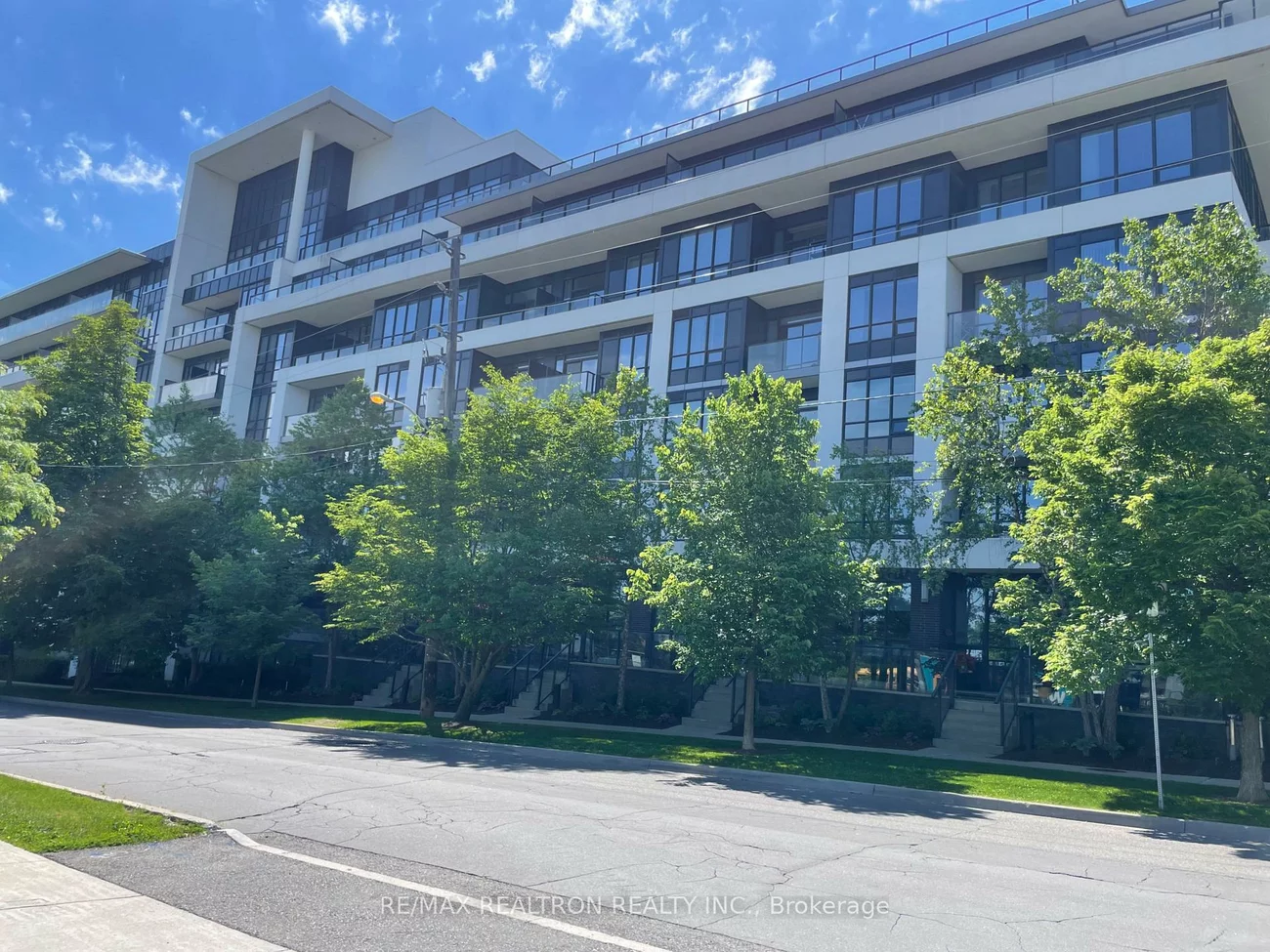 399, Spring Garden, Willowdale East, Toronto