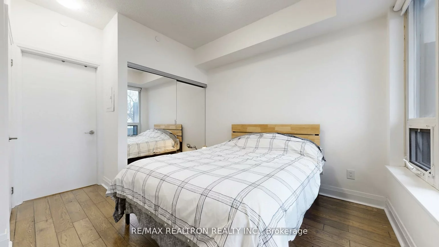 399, Spring Garden, Willowdale East, Toronto