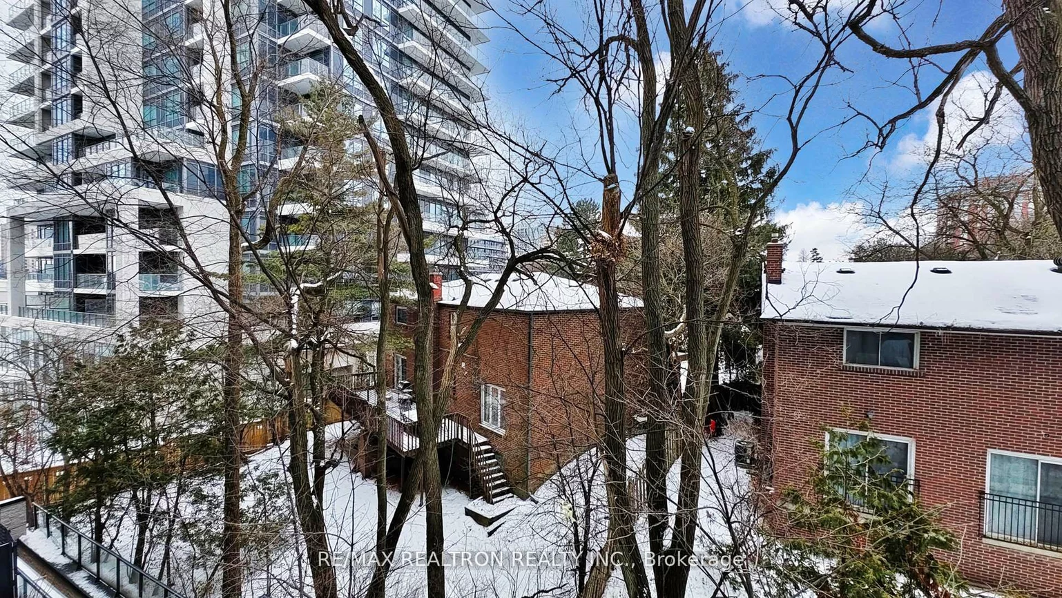 399, Spring Garden, Willowdale East, Toronto