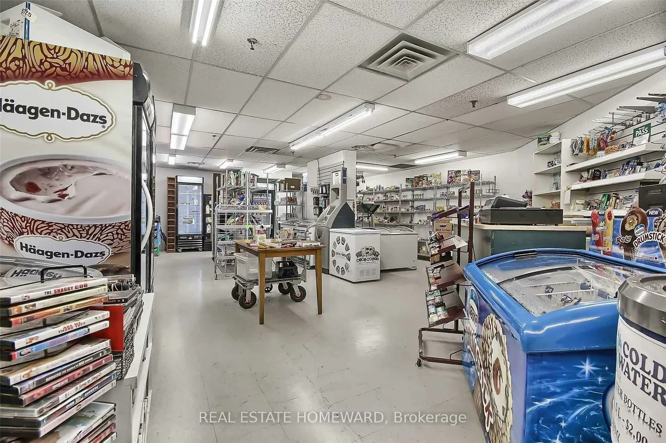 77, Maitland, Cabbagetown-South St. James Town, Toronto