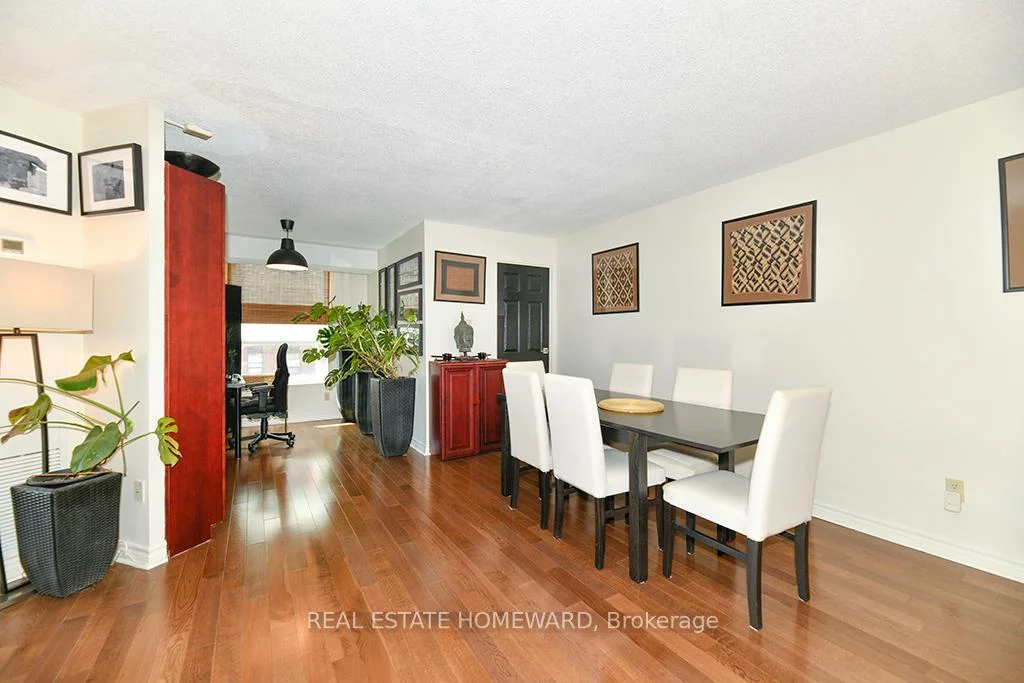 77, Maitland, Cabbagetown-South St. James Town, Toronto