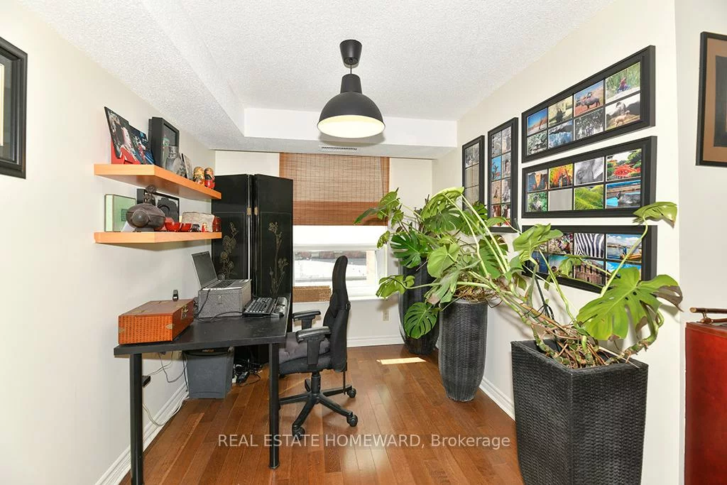 77, Maitland, Cabbagetown-South St. James Town, Toronto