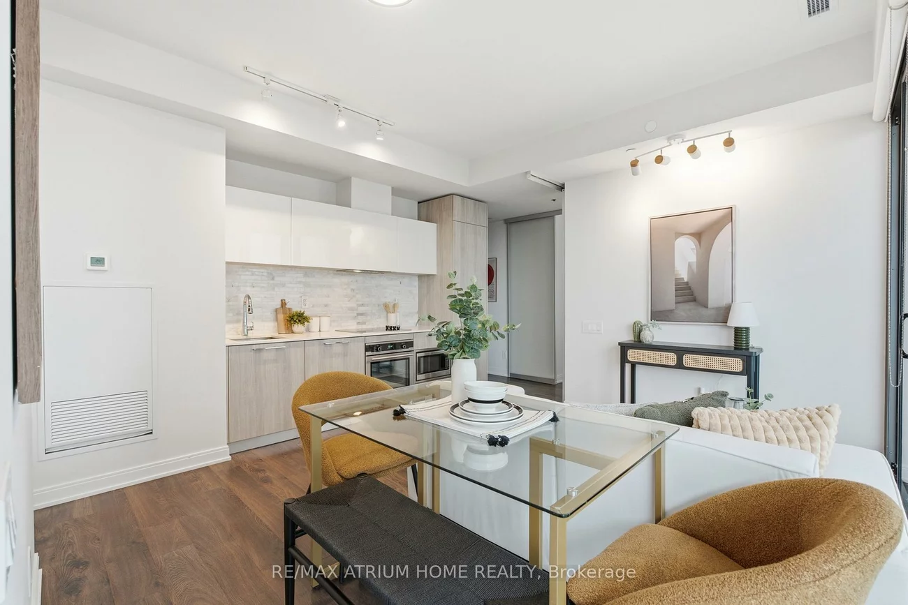 50, Charles, Church-Yonge Corridor, Toronto