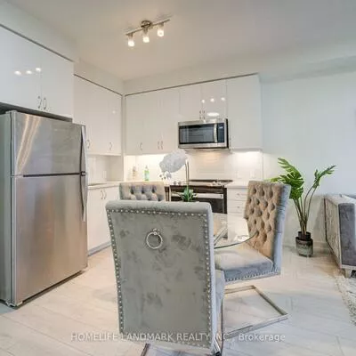 4955, yonge, Willowdale East, Toronto