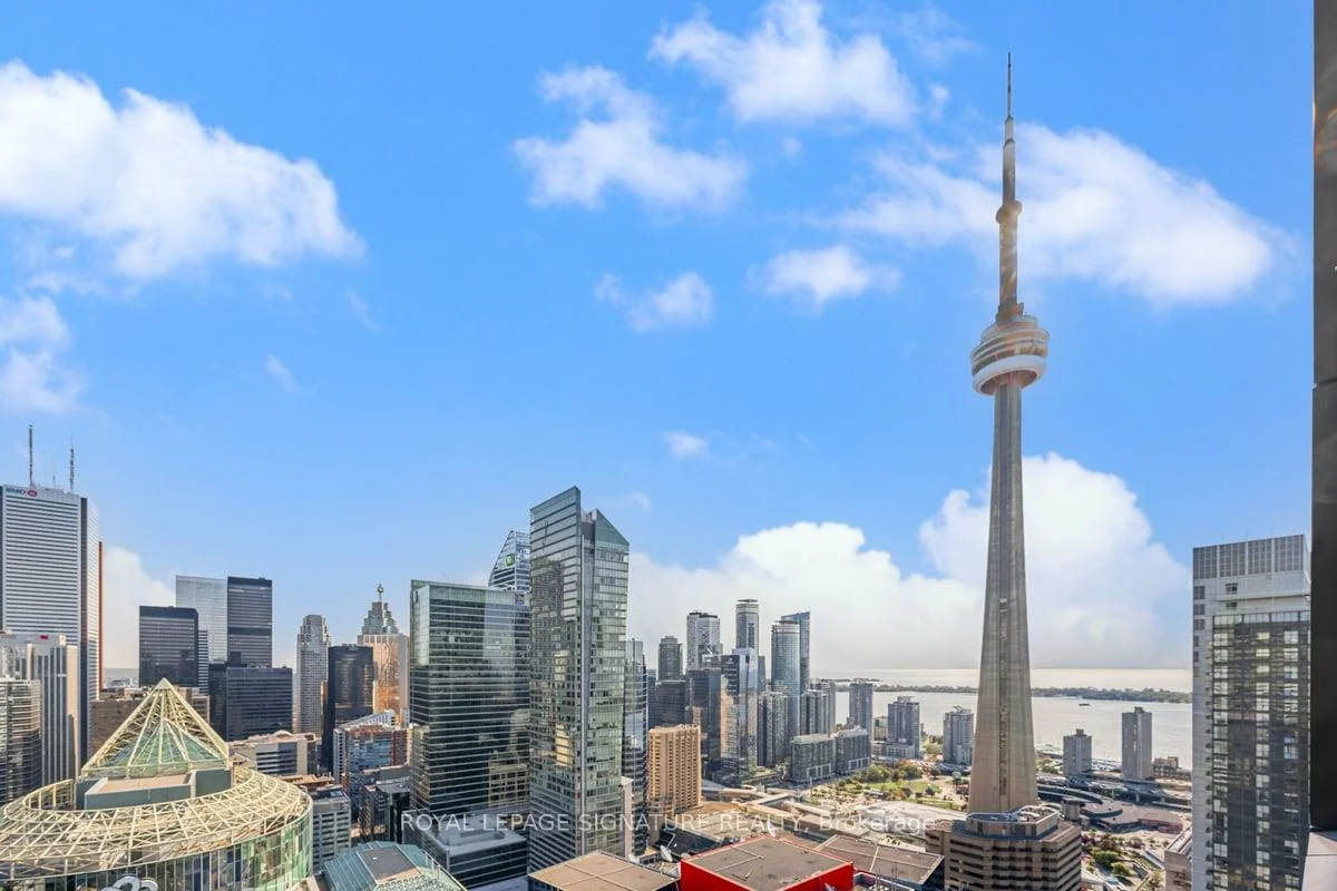 15, Mercer, Waterfront Communities C1, Toronto