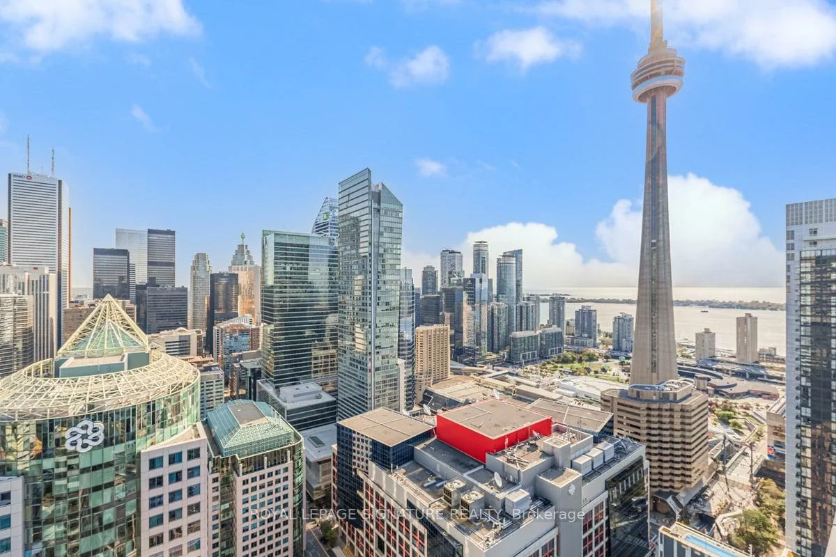 15, Mercer, Waterfront Communities C1, Toronto