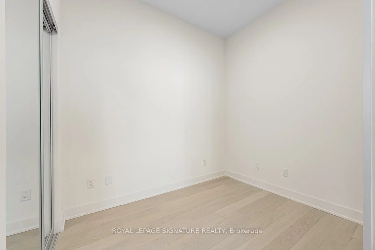 15, Mercer, Waterfront Communities C1, Toronto