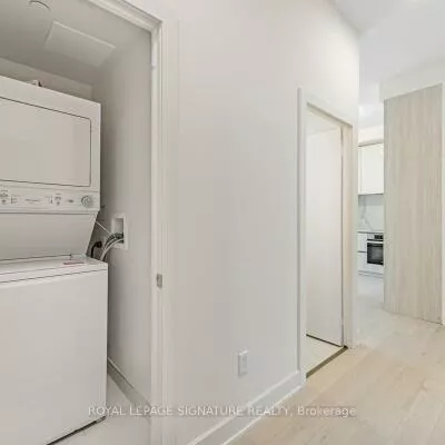 15, Mercer, Waterfront Communities C1, Toronto