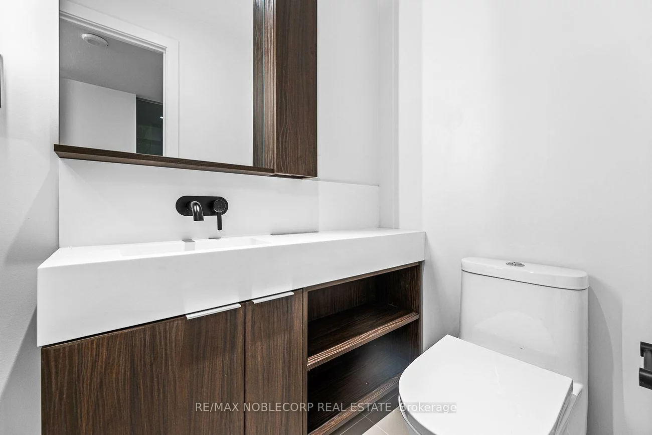 117, Broadway, Mount Pleasant West, Toronto