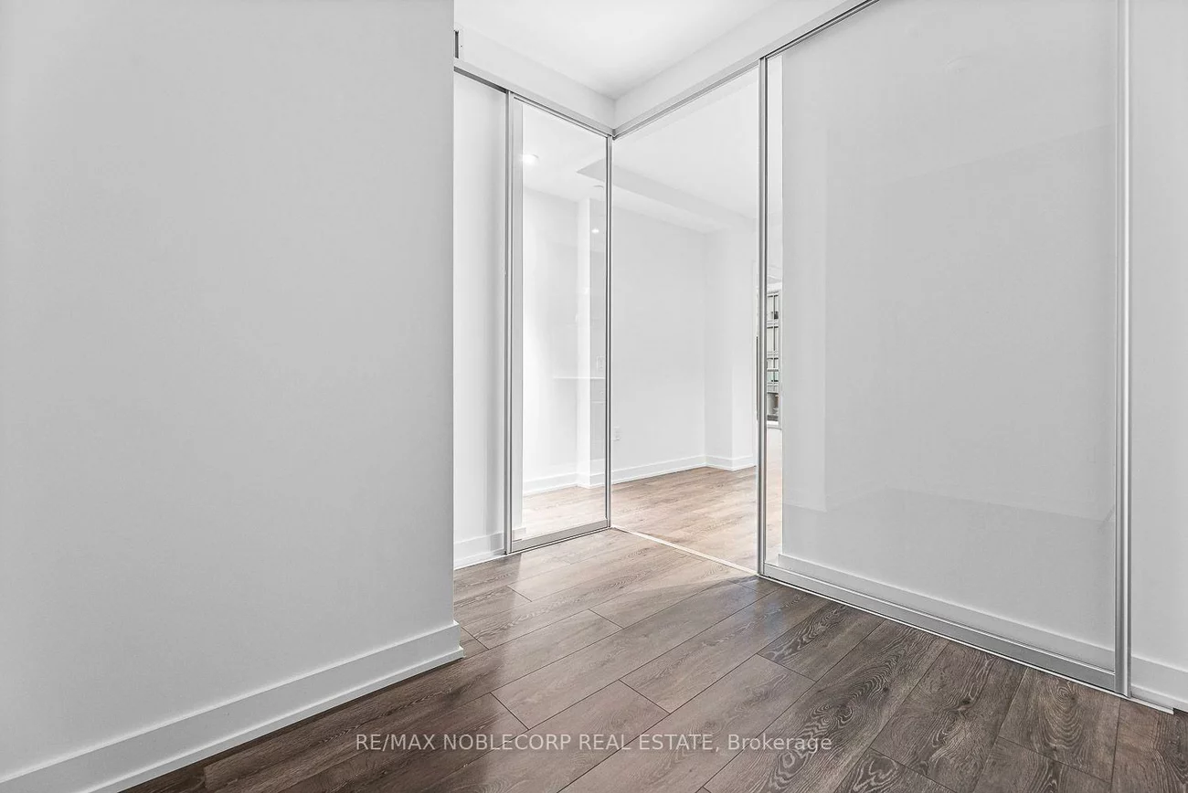 117, Broadway, Mount Pleasant West, Toronto