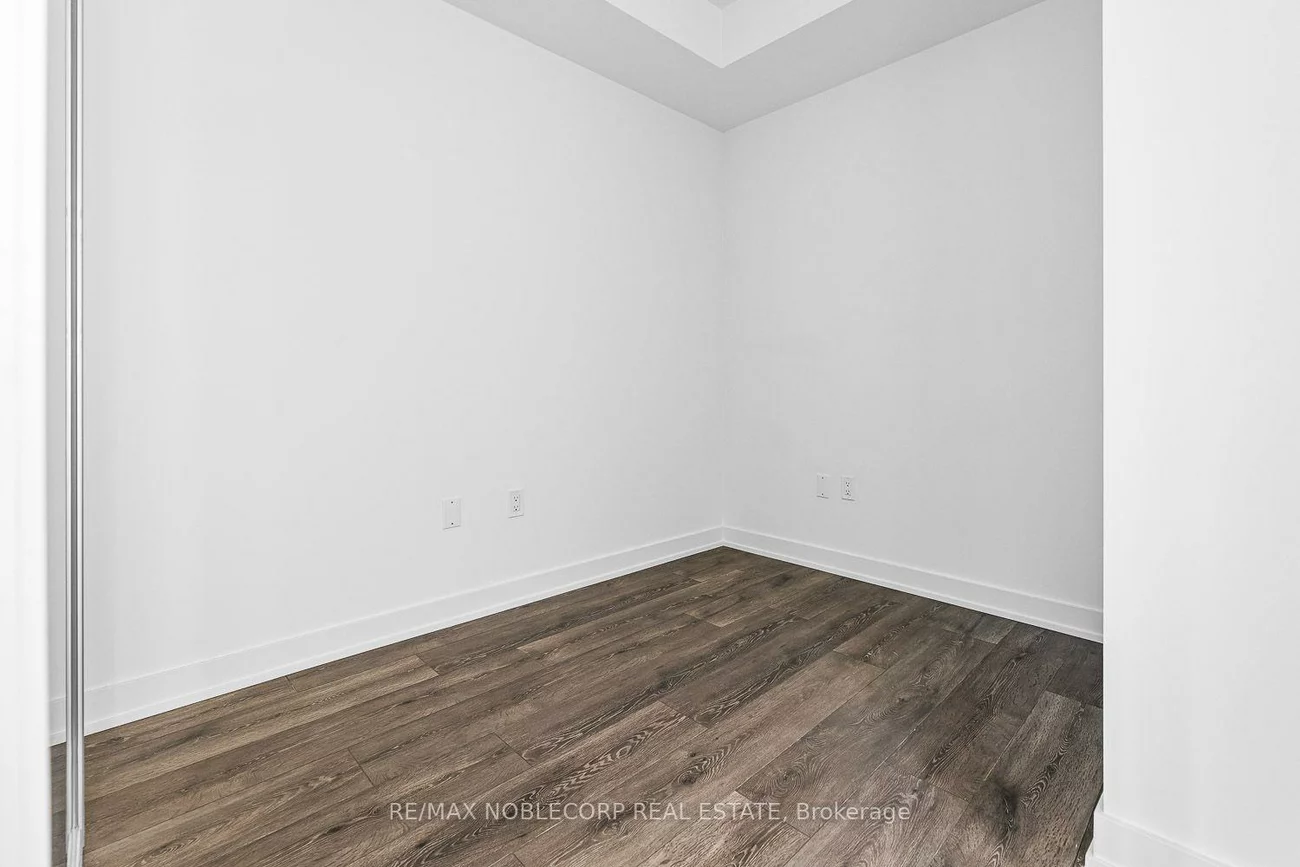 117, Broadway, Mount Pleasant West, Toronto