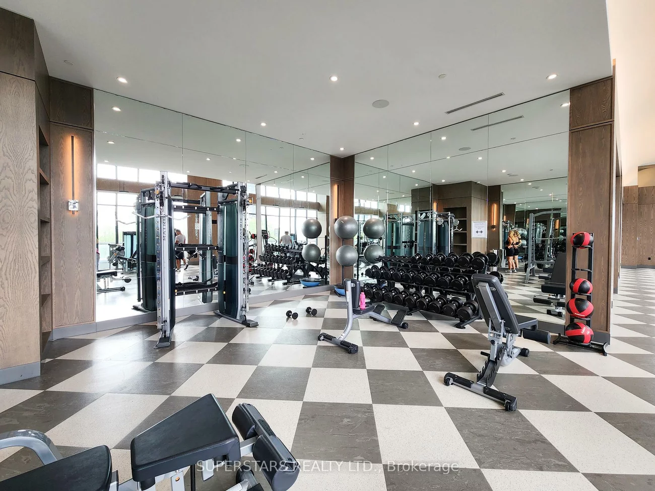20, Inn On The Park, Banbury-Don Mills, Toronto