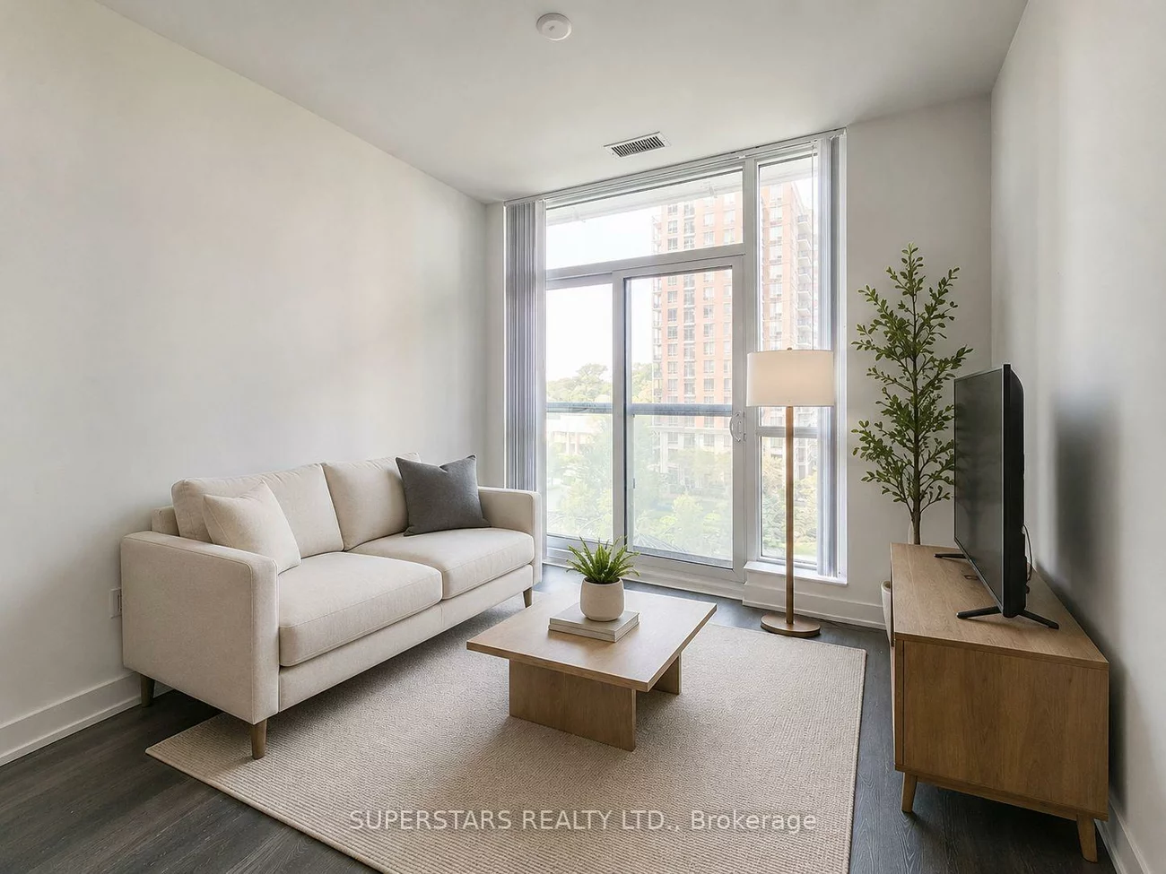 20, Inn On The Park, Banbury-Don Mills, Toronto