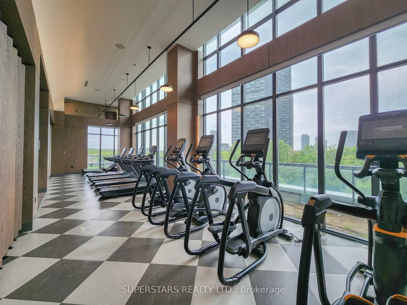 20, Inn On The Park, Banbury-Don Mills, Toronto
