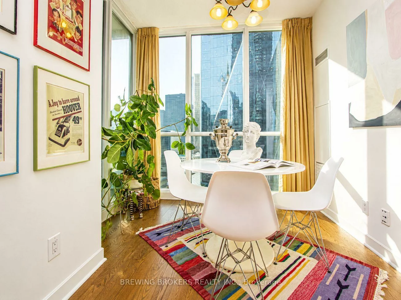 18, Harbour, Waterfront Communities C1, Toronto