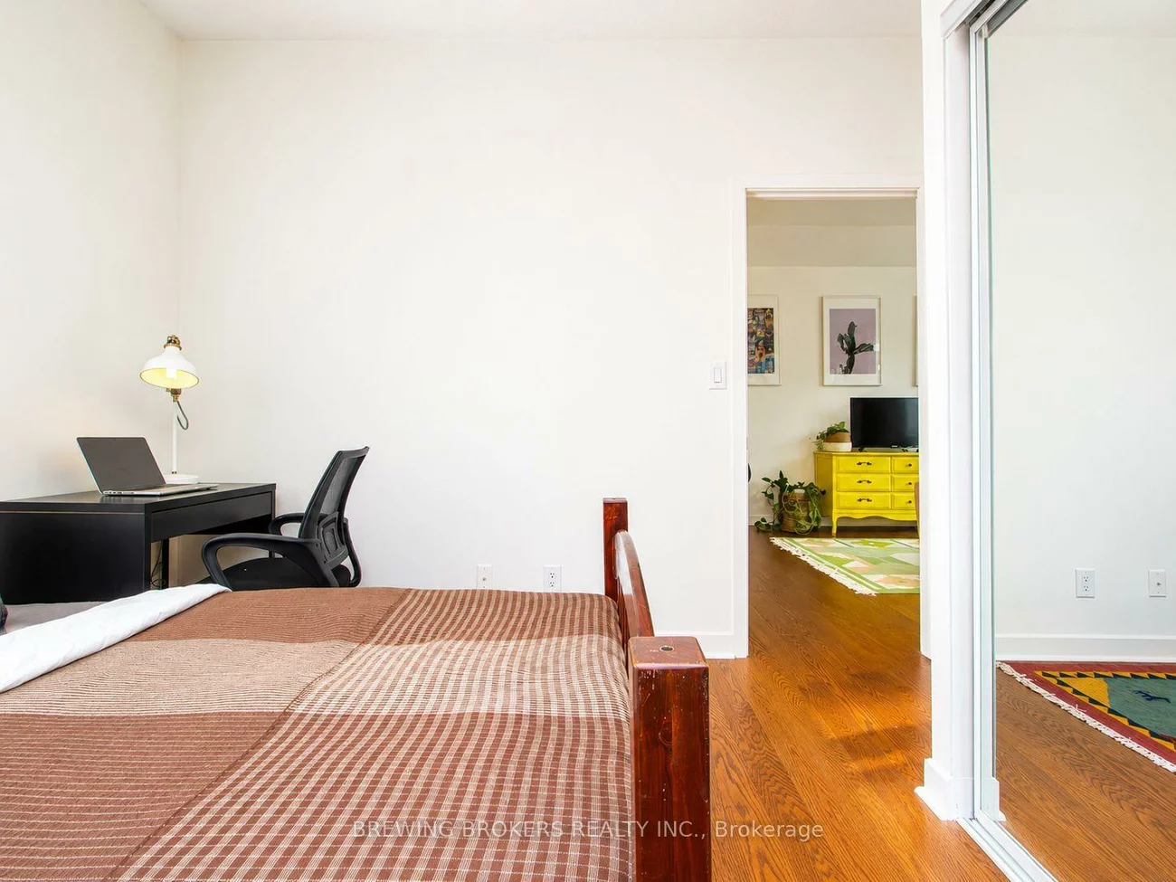 18, Harbour, Waterfront Communities C1, Toronto