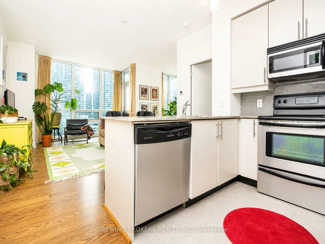 18, Harbour, Waterfront Communities C1, Toronto