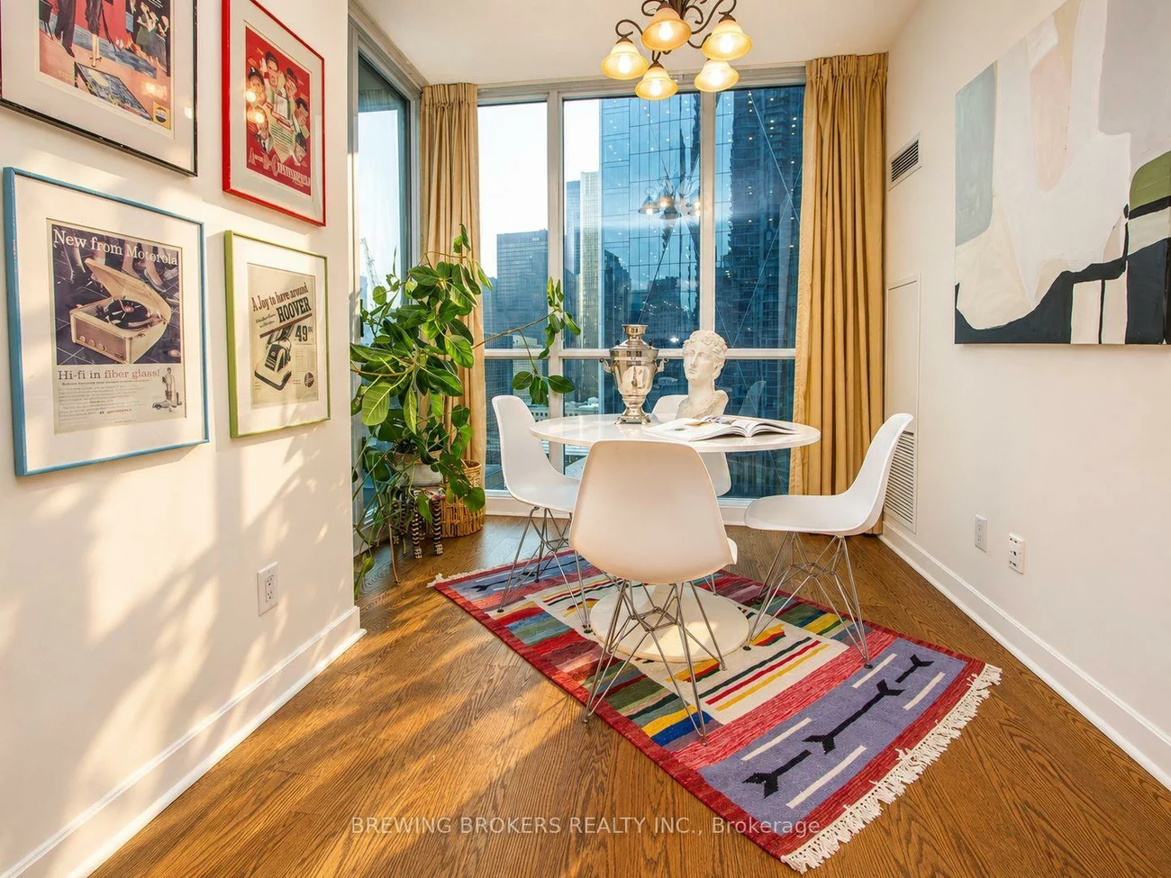 18, Harbour, Waterfront Communities C1, Toronto