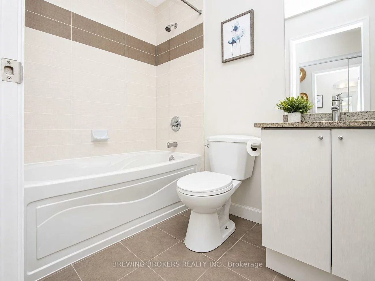 18, Harbour, Waterfront Communities C1, Toronto