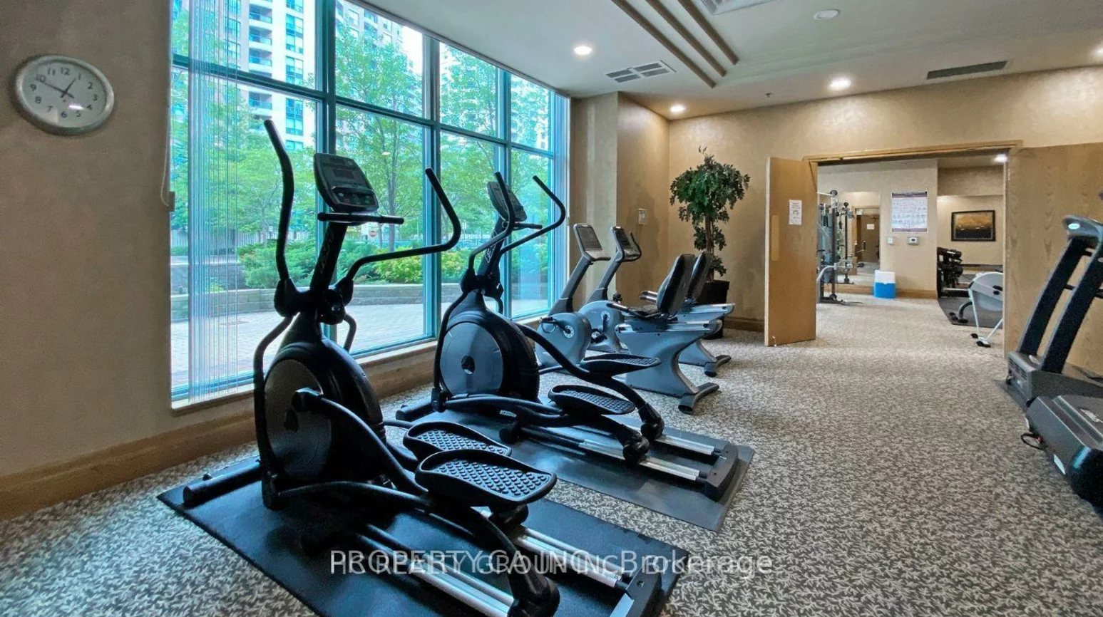5508, Yonge, Willowdale West, Toronto