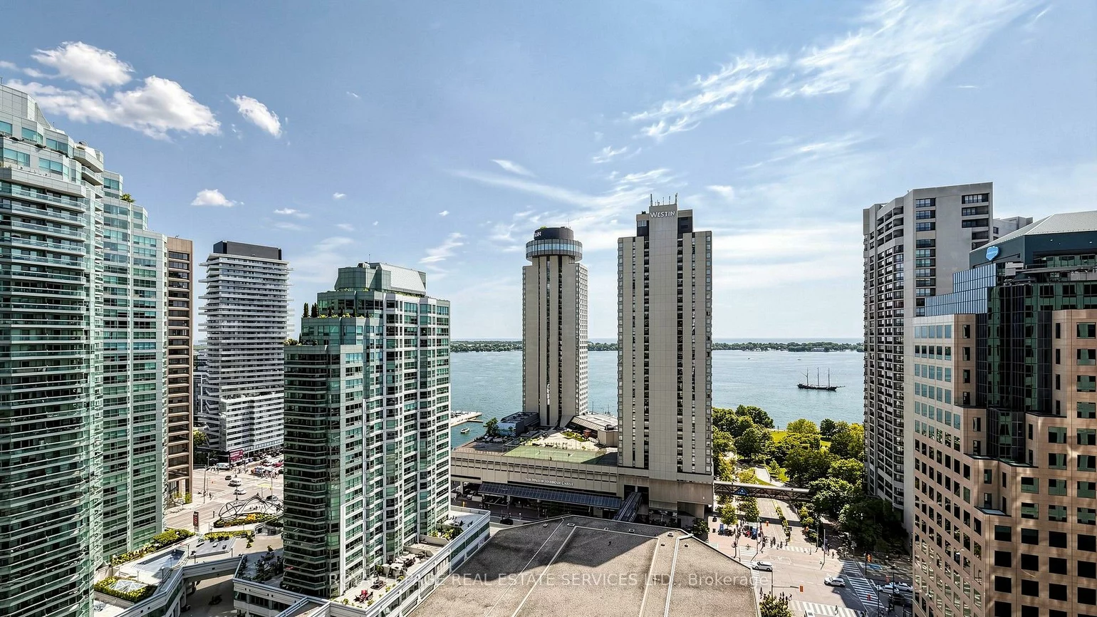 33, Bay, Waterfront Communities C1, Toronto