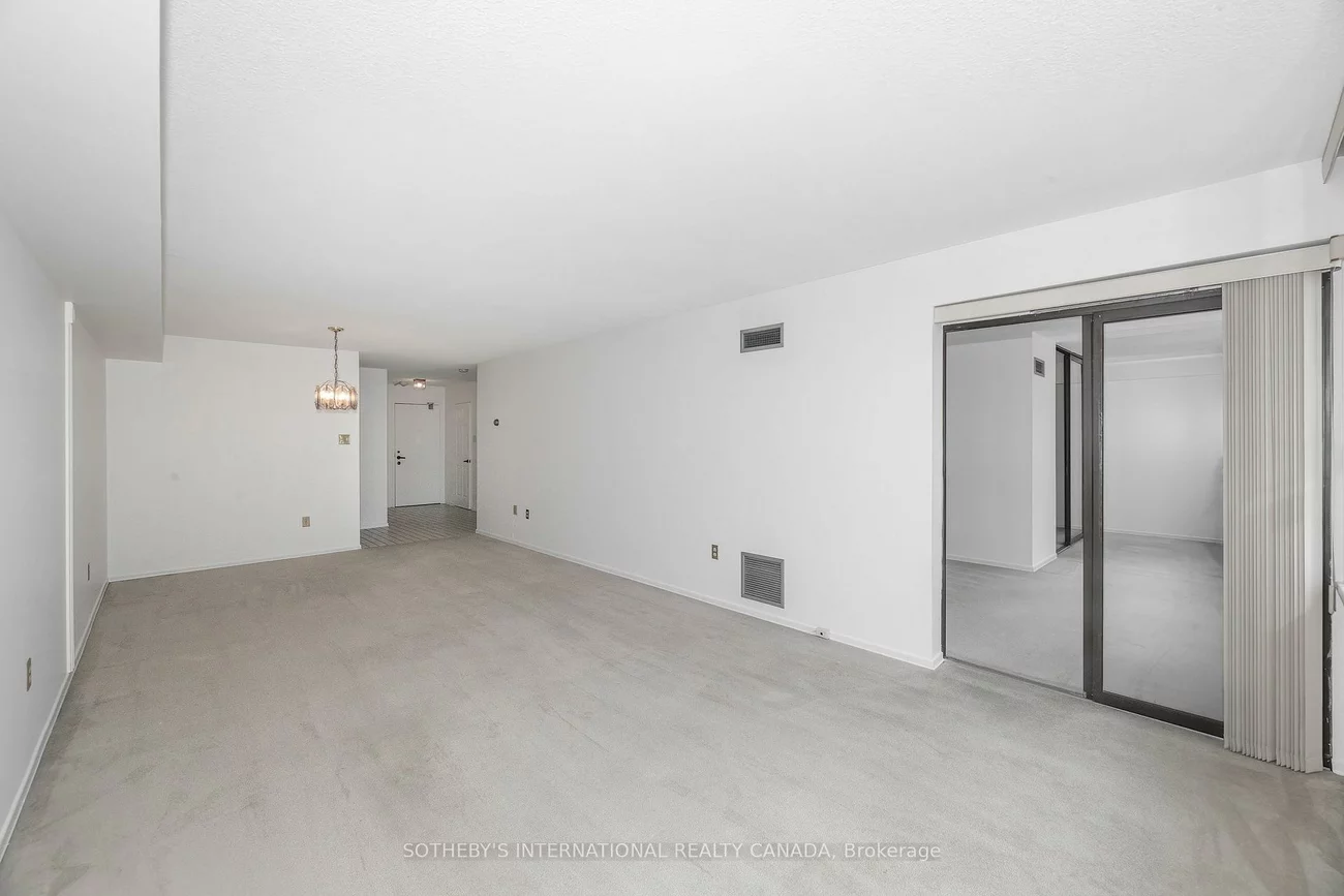 45, Carlton, Church-Yonge Corridor, Toronto
