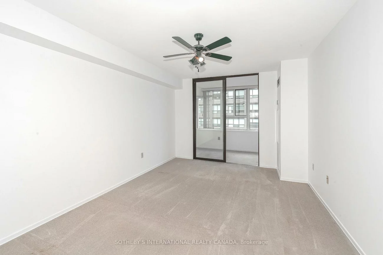 45, Carlton, Church-Yonge Corridor, Toronto