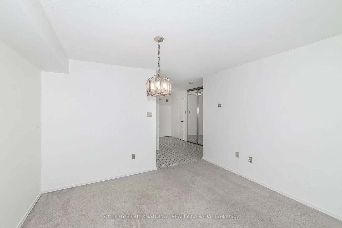 45, Carlton, Church-Yonge Corridor, Toronto