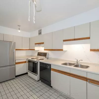45, Carlton, Church-Yonge Corridor, Toronto
