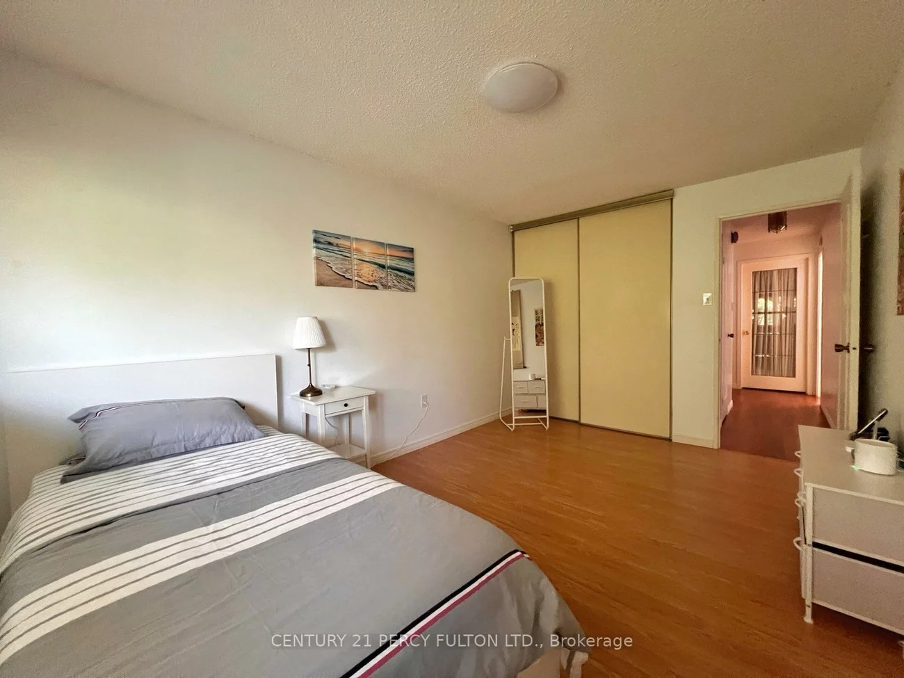 4005, Don Mills, Hillcrest Village, Toronto