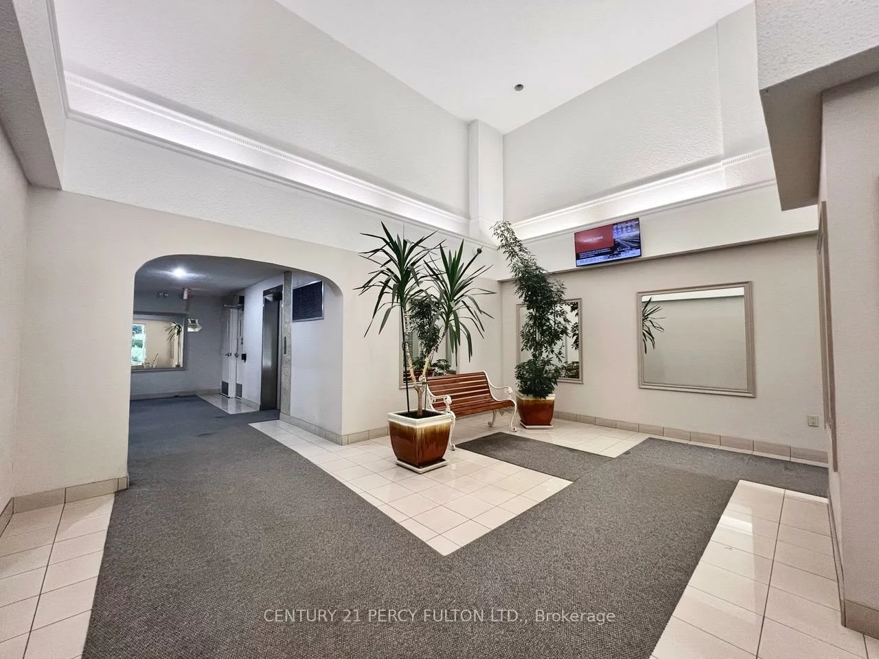 4005, Don Mills, Hillcrest Village, Toronto