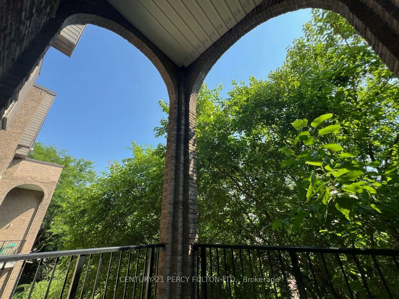 4005, Don Mills, Hillcrest Village, Toronto