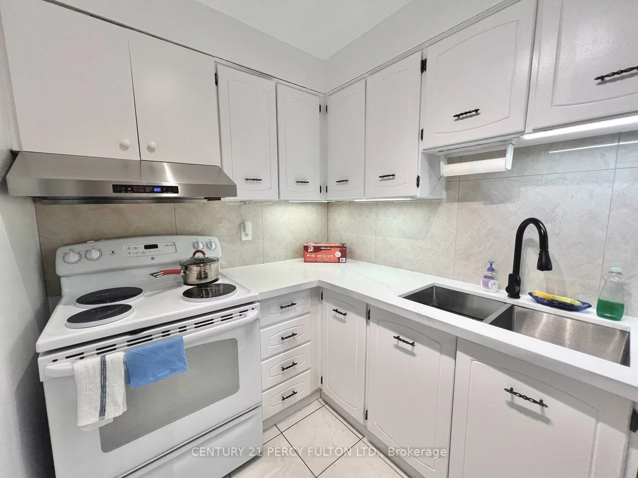 4005, Don Mills, Hillcrest Village, Toronto