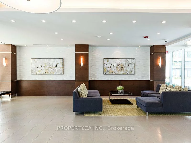 525, Wilson, Clanton Park, Toronto