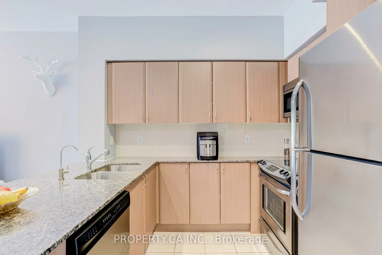 525, Wilson, Clanton Park, Toronto