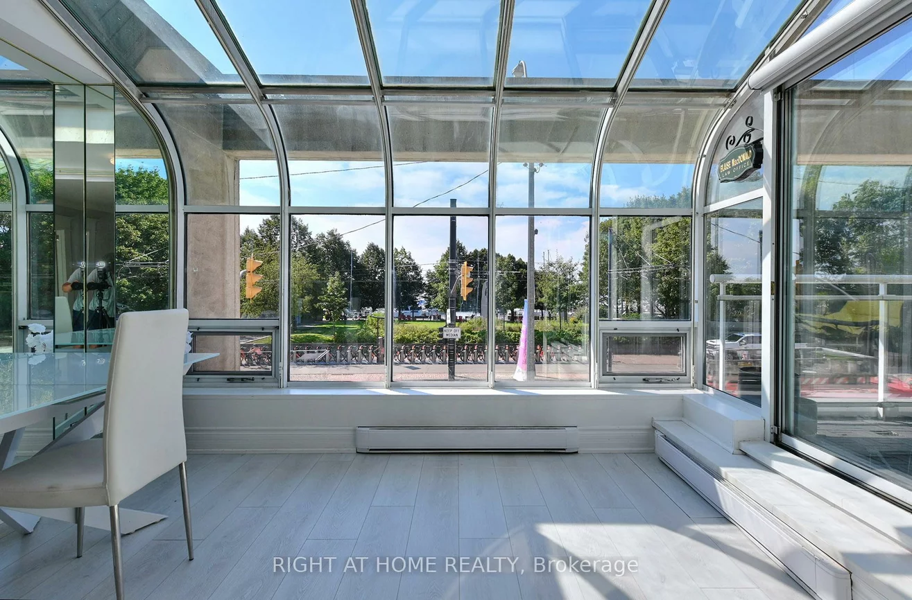 460, Queens, Waterfront Communities C1, Toronto
