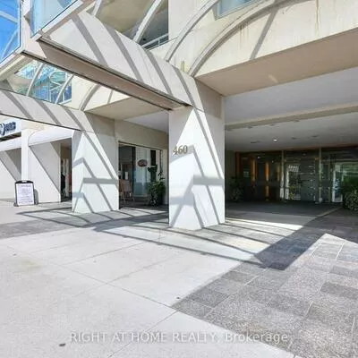 460, Queens, Waterfront Communities C1, Toronto